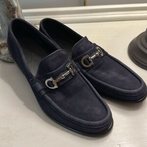 Gently worn Blue Suede Salvatore Ferragamo Loafers size 8D Gorgeous Shoe